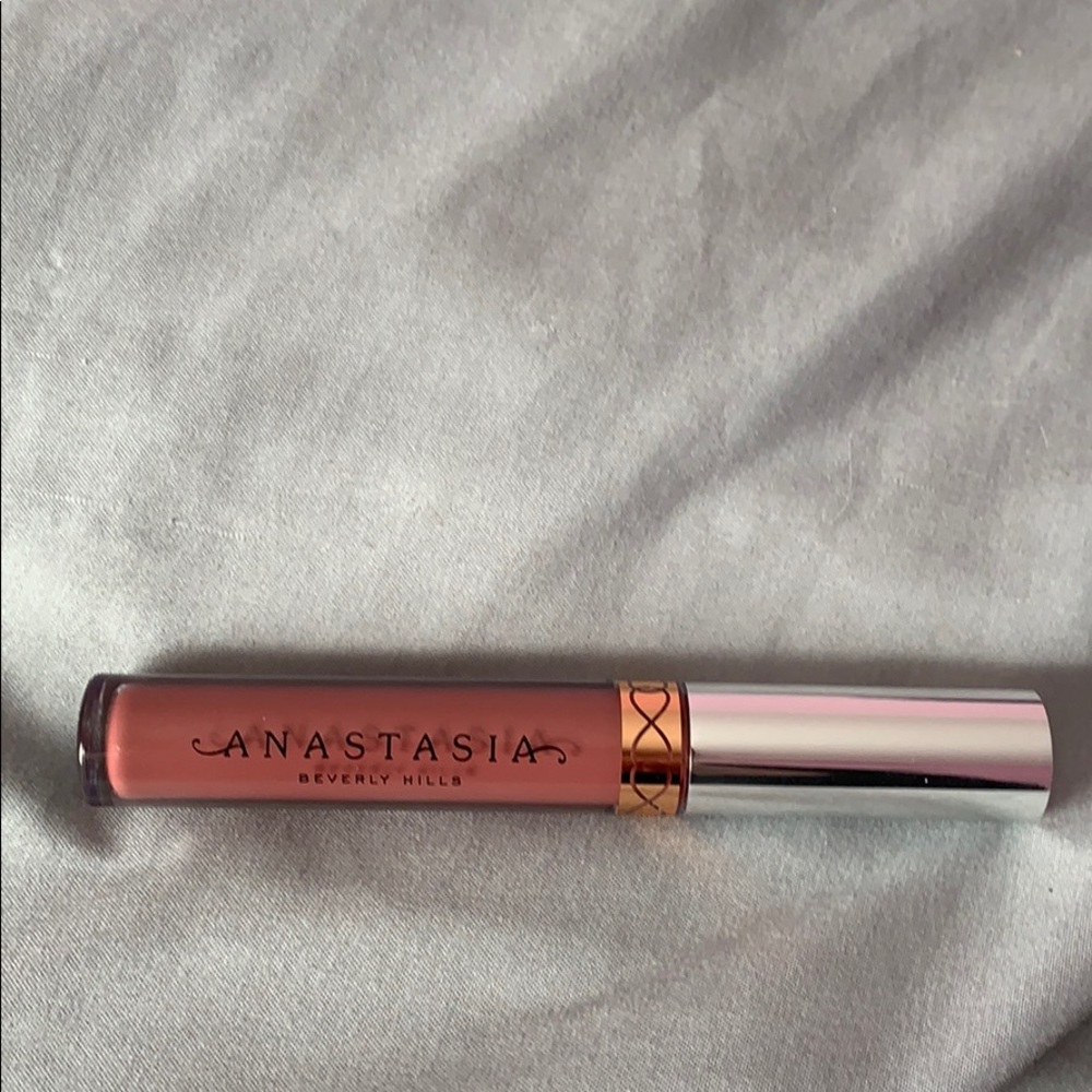 ANASTASIA BEVERLY HILLS LIQUID LIPSTICK PO…